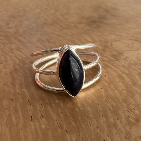 NWOT Sundance Hearthsong Ring Lapis Lazuli Sterling Silver